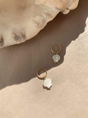 Mother of Pearl Earrings | Clover – QUEEN & GRACE